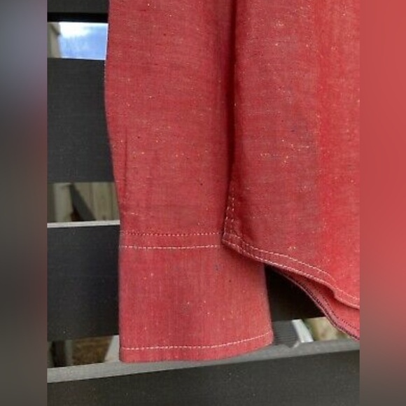 CLASSIC RED BUTTON UP DRESS SHIRT PLAIN SIZE MEDIUM - Picture 3 of 6